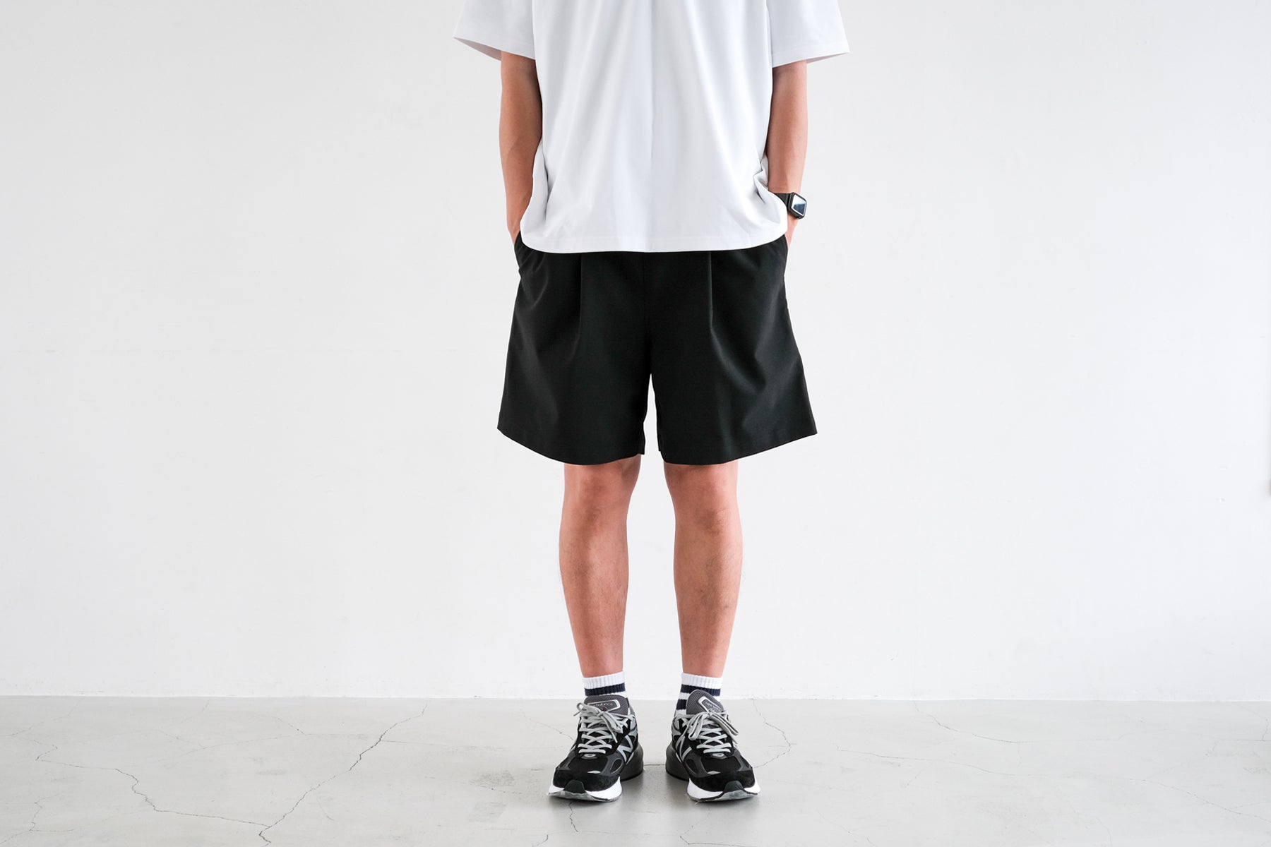 Minimalist Easy Shorts (Relax) / Black