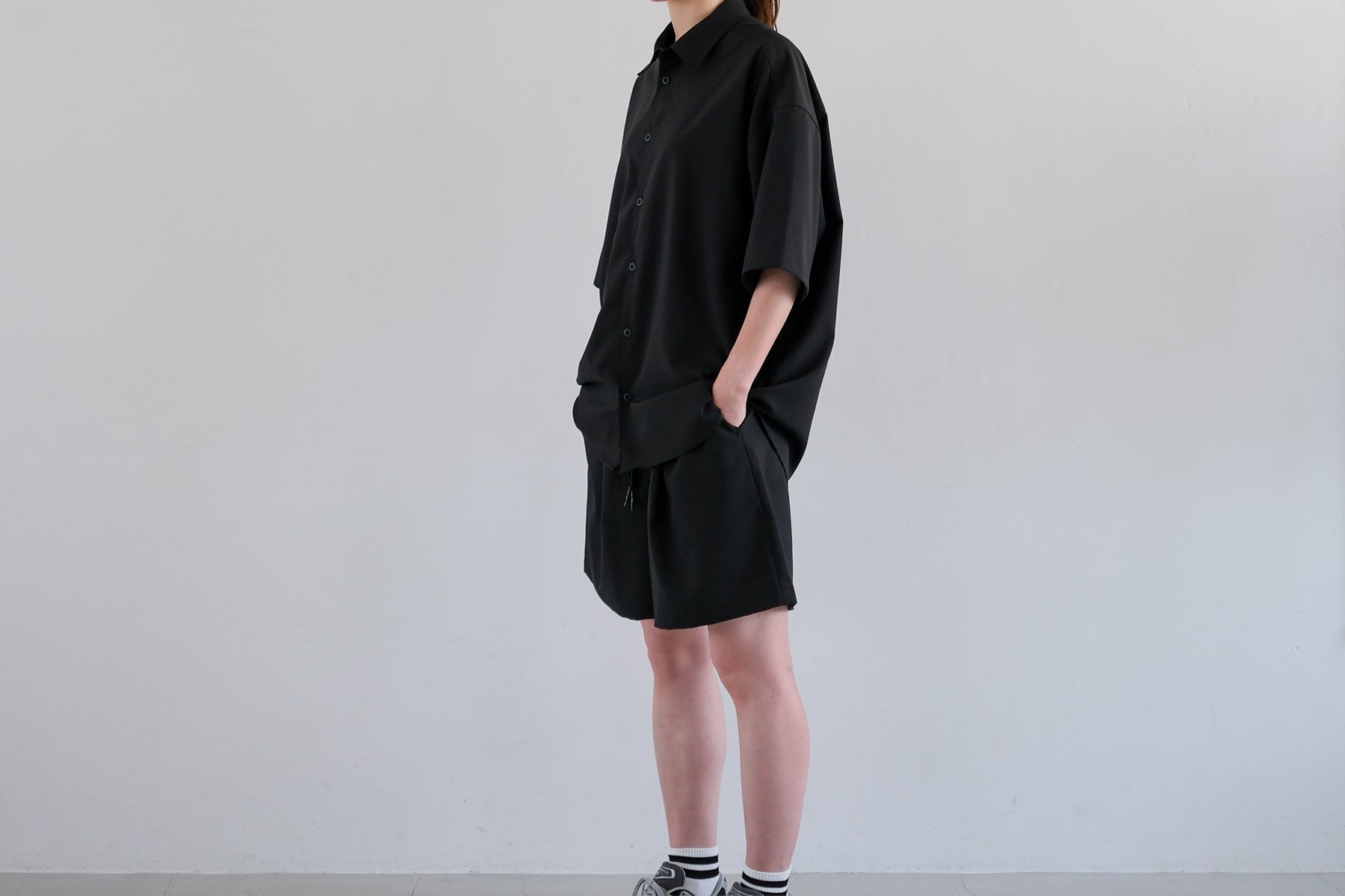 I/O Easy Shorts (Relax) / Black
