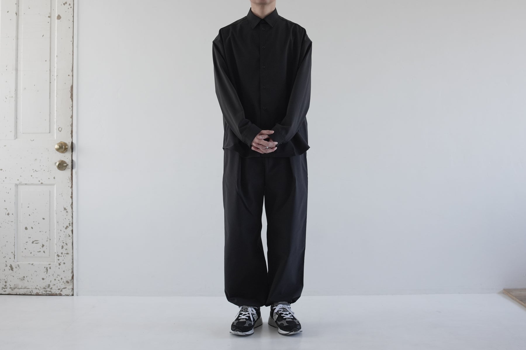 【予約】Minimalist OS Shirt LS / Black【3月入荷予定】
