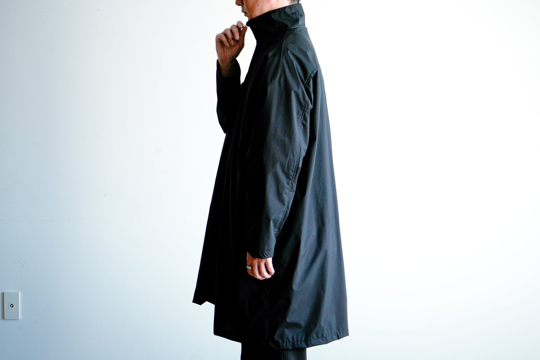 Discover Coat / Black