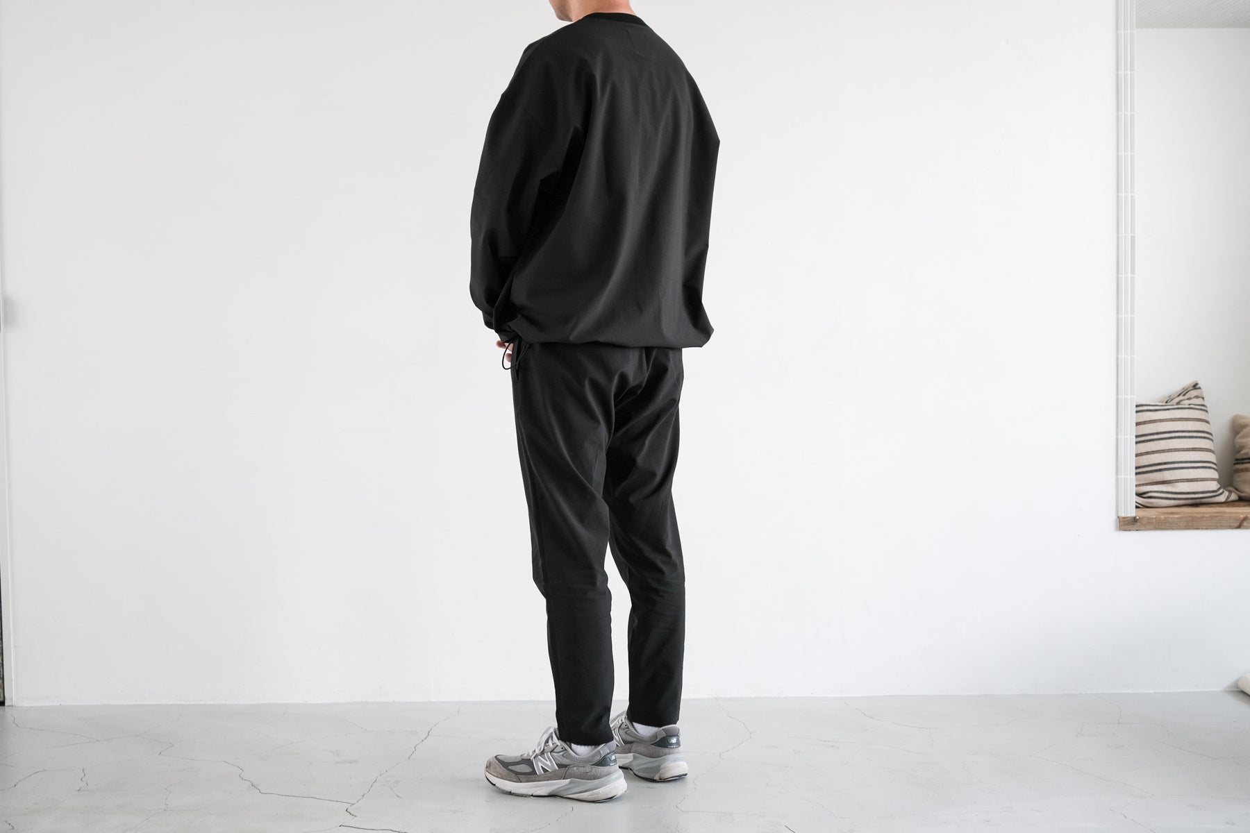 Drawstring Shirt LS / Black