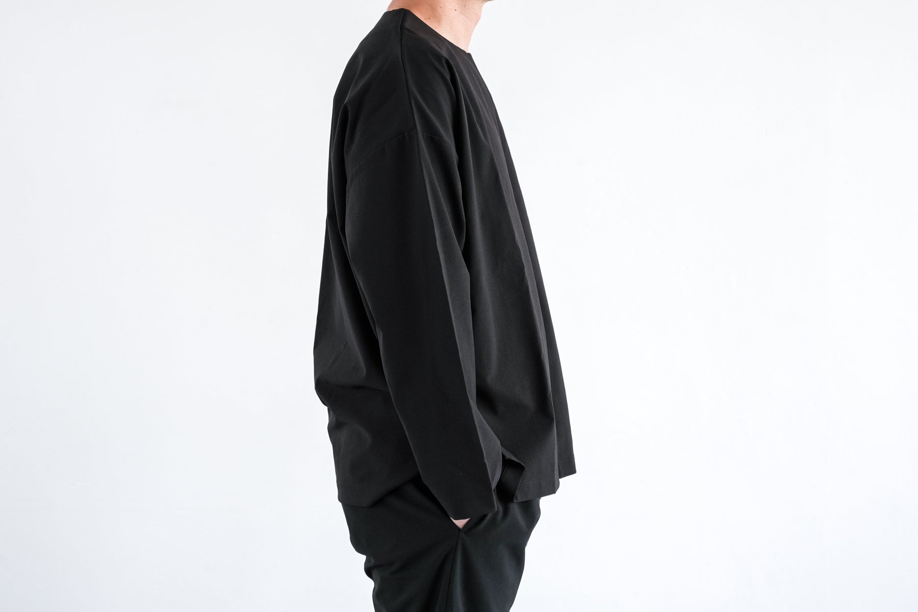 Minimalist Shirt LS / Black