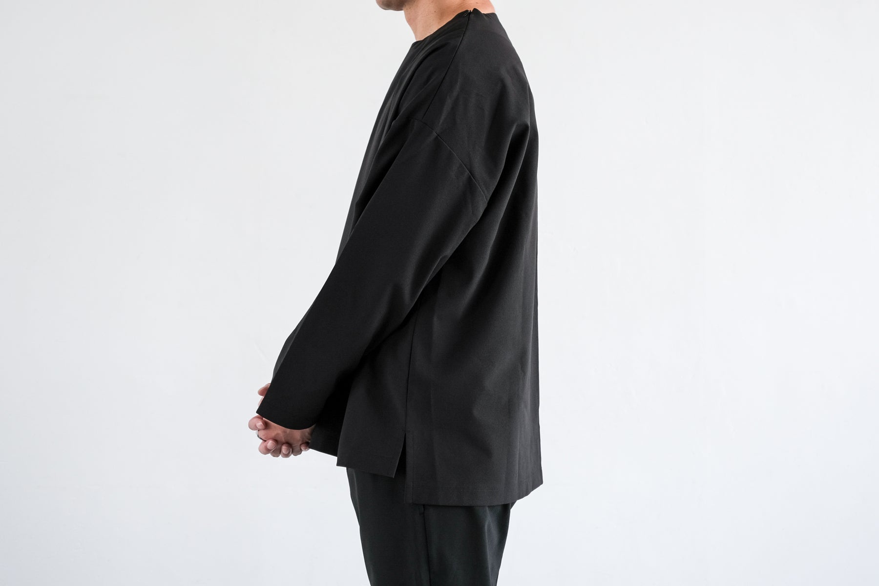 Minimalist Shirt LS / Black