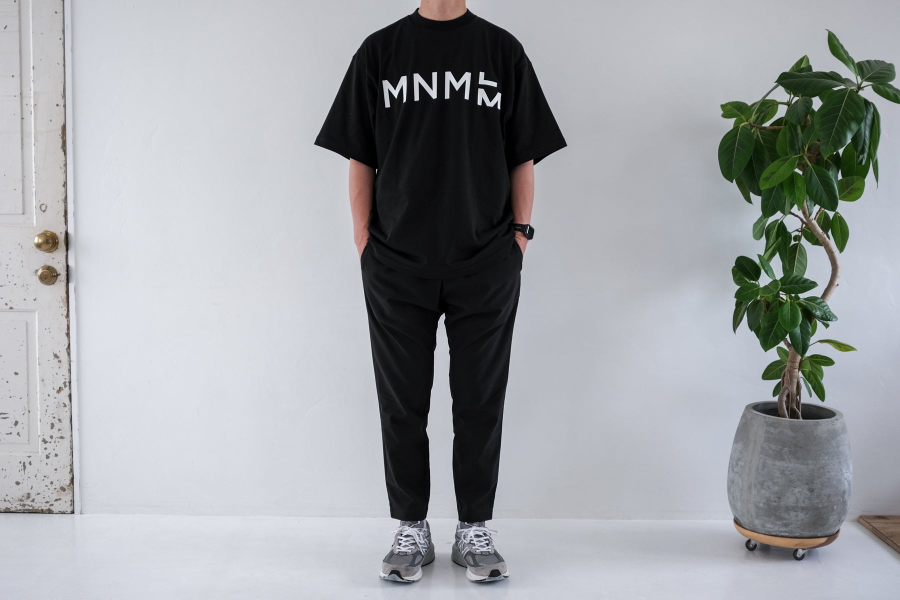 MNM[L/M] Tee / BLACK