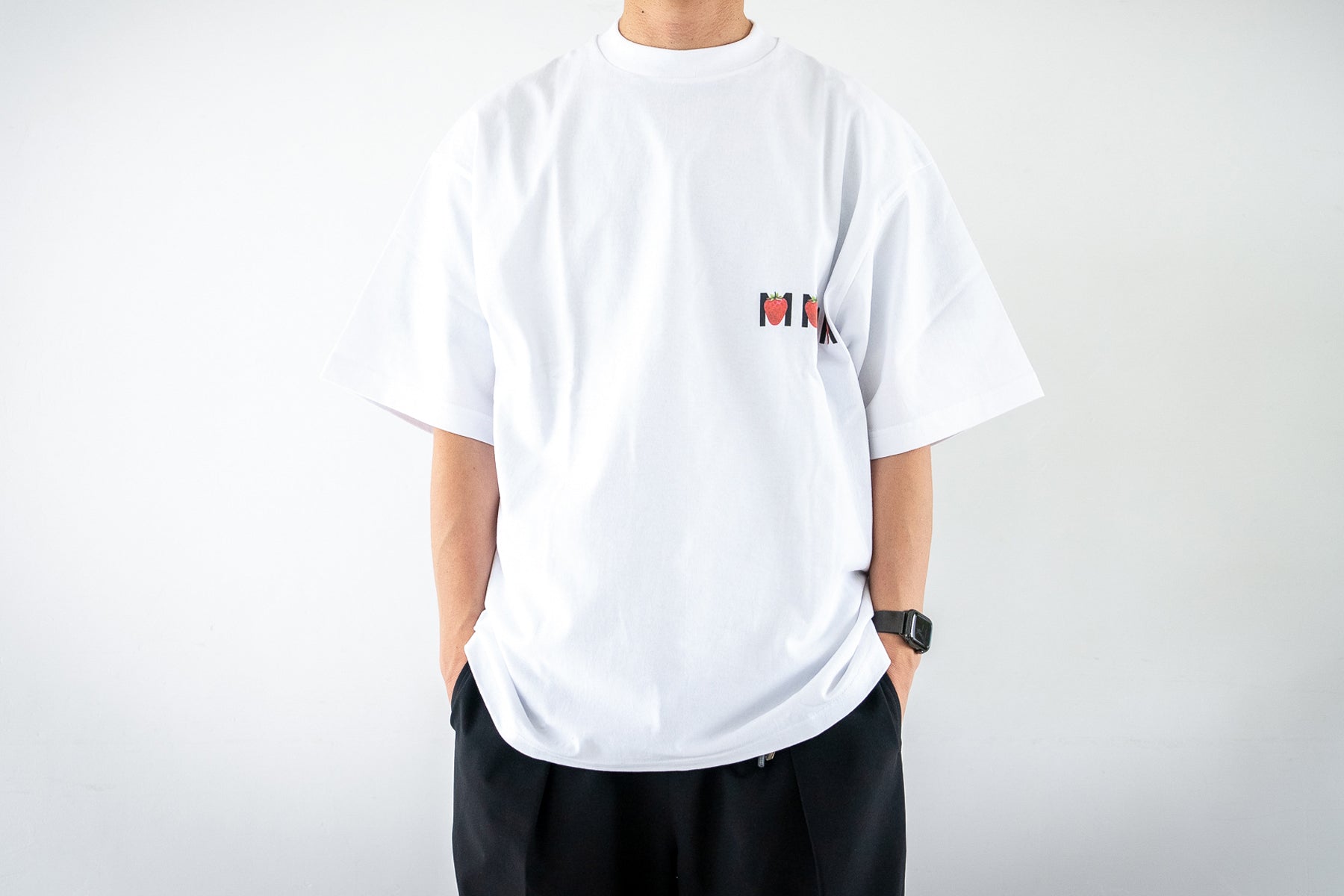 Strawberry SS Tee / White