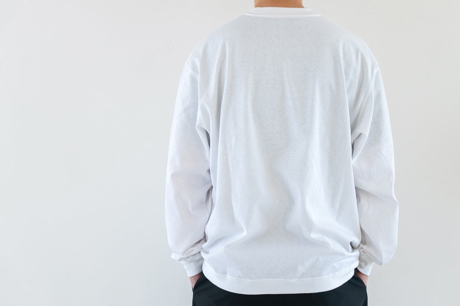 【予約】VIBTEX Tee LS / White【5月入荷予定】