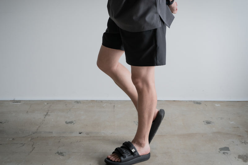 Minimalist Easy Shorts / Black
