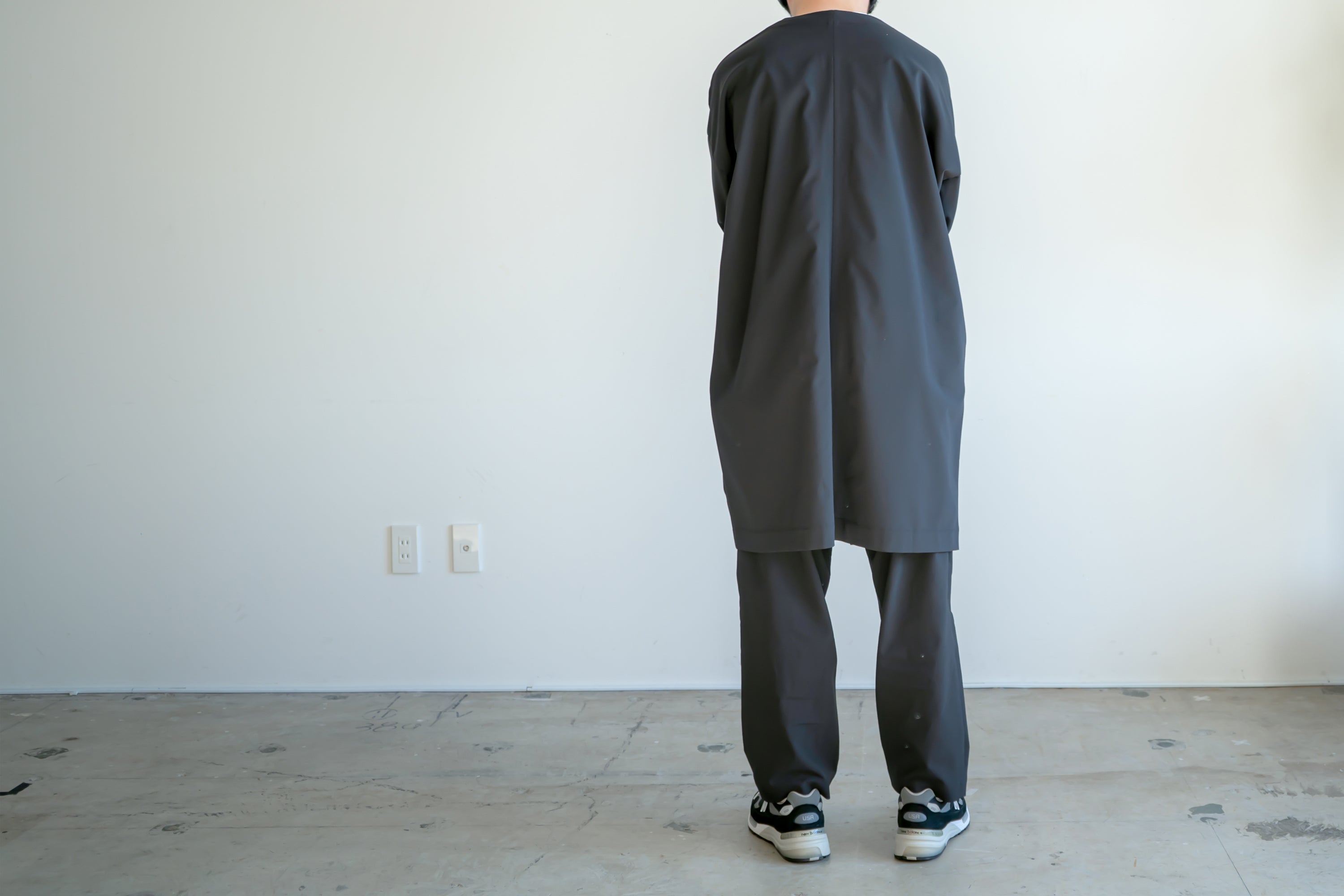 Minimalist Long Jacket / Black