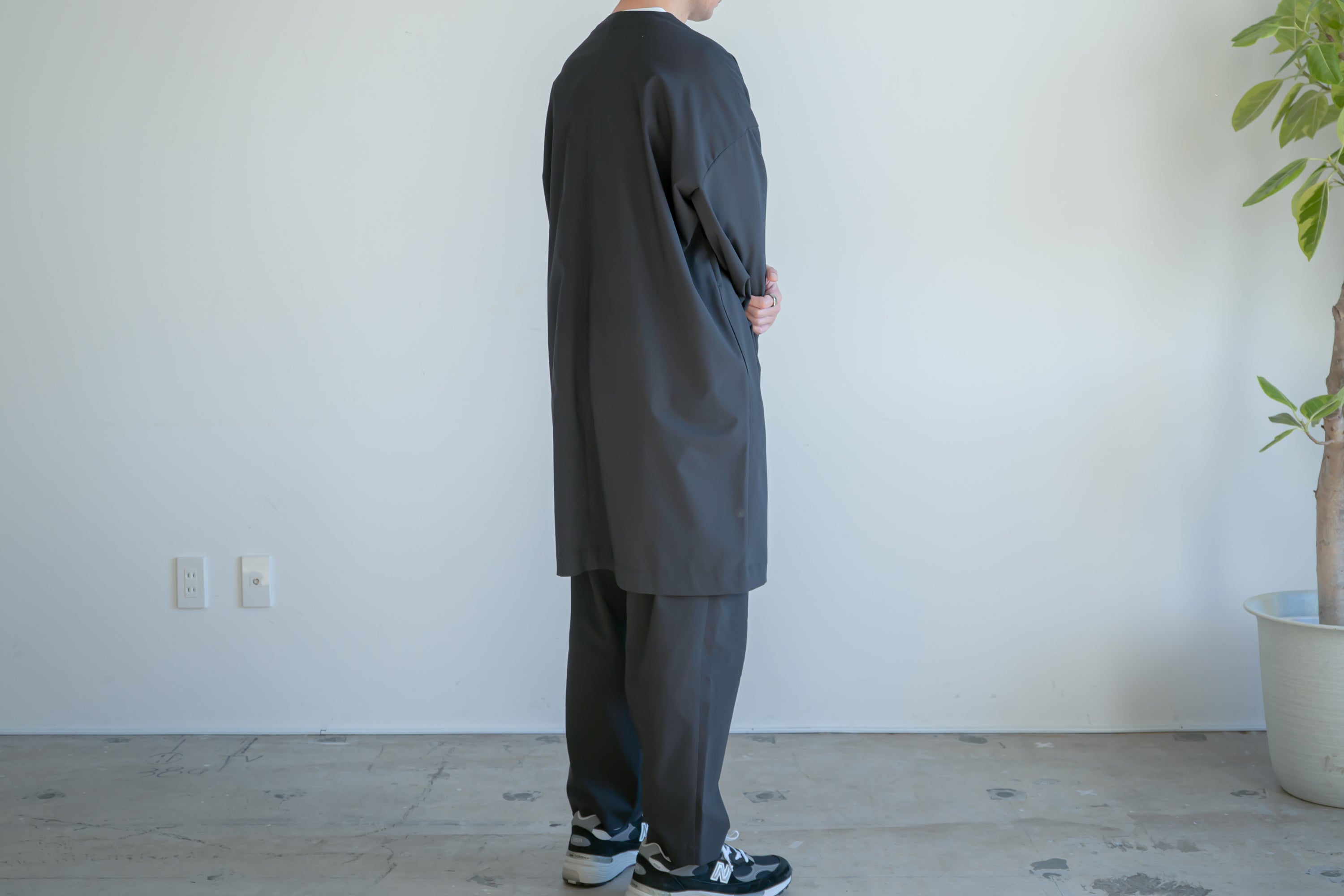 Minimalist Long Jacket / Black