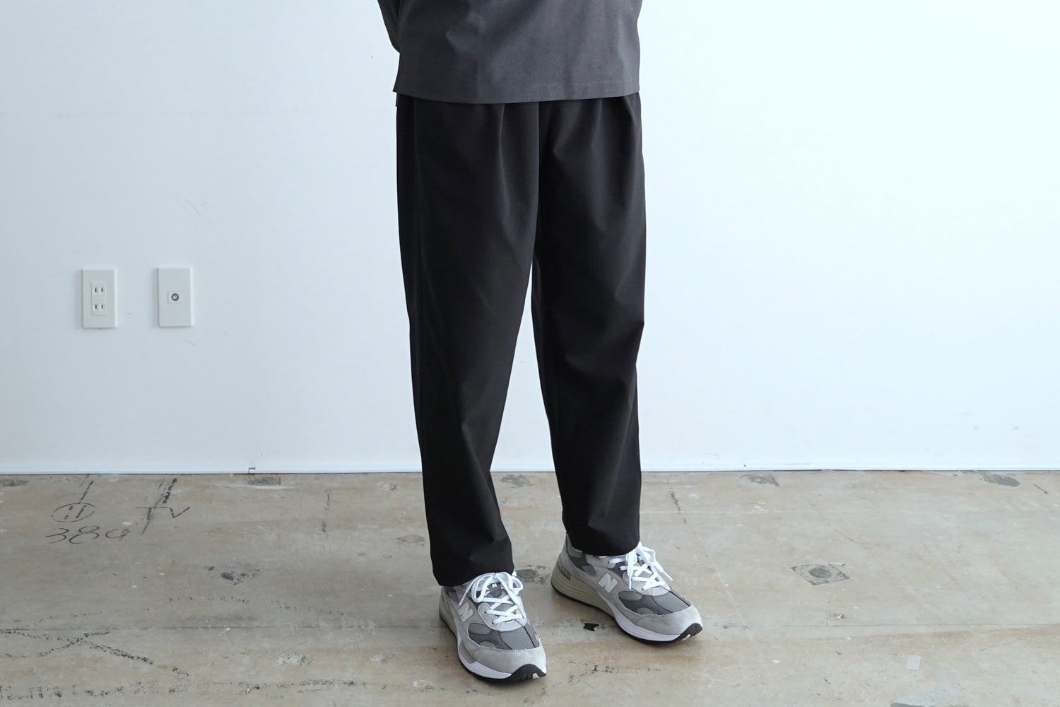 Minimalist Easy Pants (Relax)  / Black